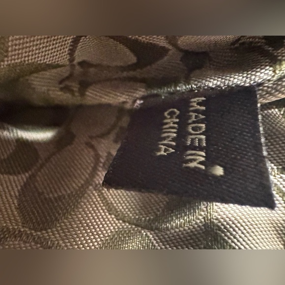 Coach Limited Edition Set (2) Tote Bag with Polka Dots + Wristlet 🚨WORN/As-Is - Picture 5 of 15